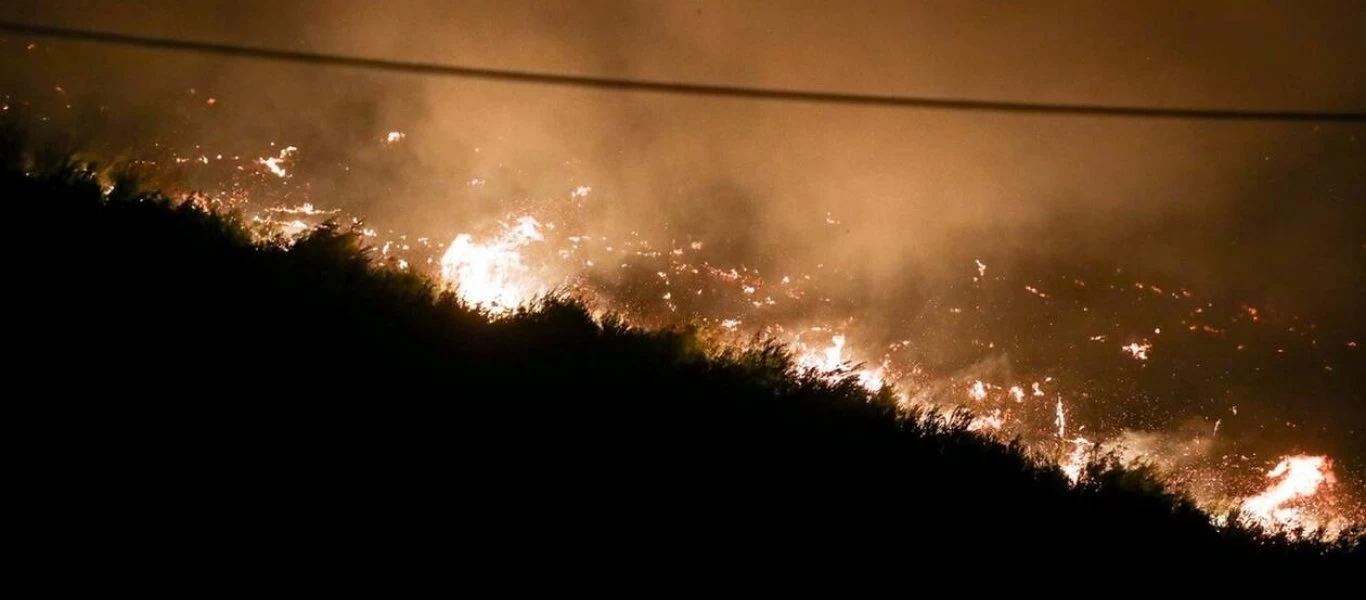 Εύβοια: Σε ετοιμότητα το Πολεμικό Ναυτικό και το Λιμενικό για τυχόν συνδρομή στα Βασιλικά
